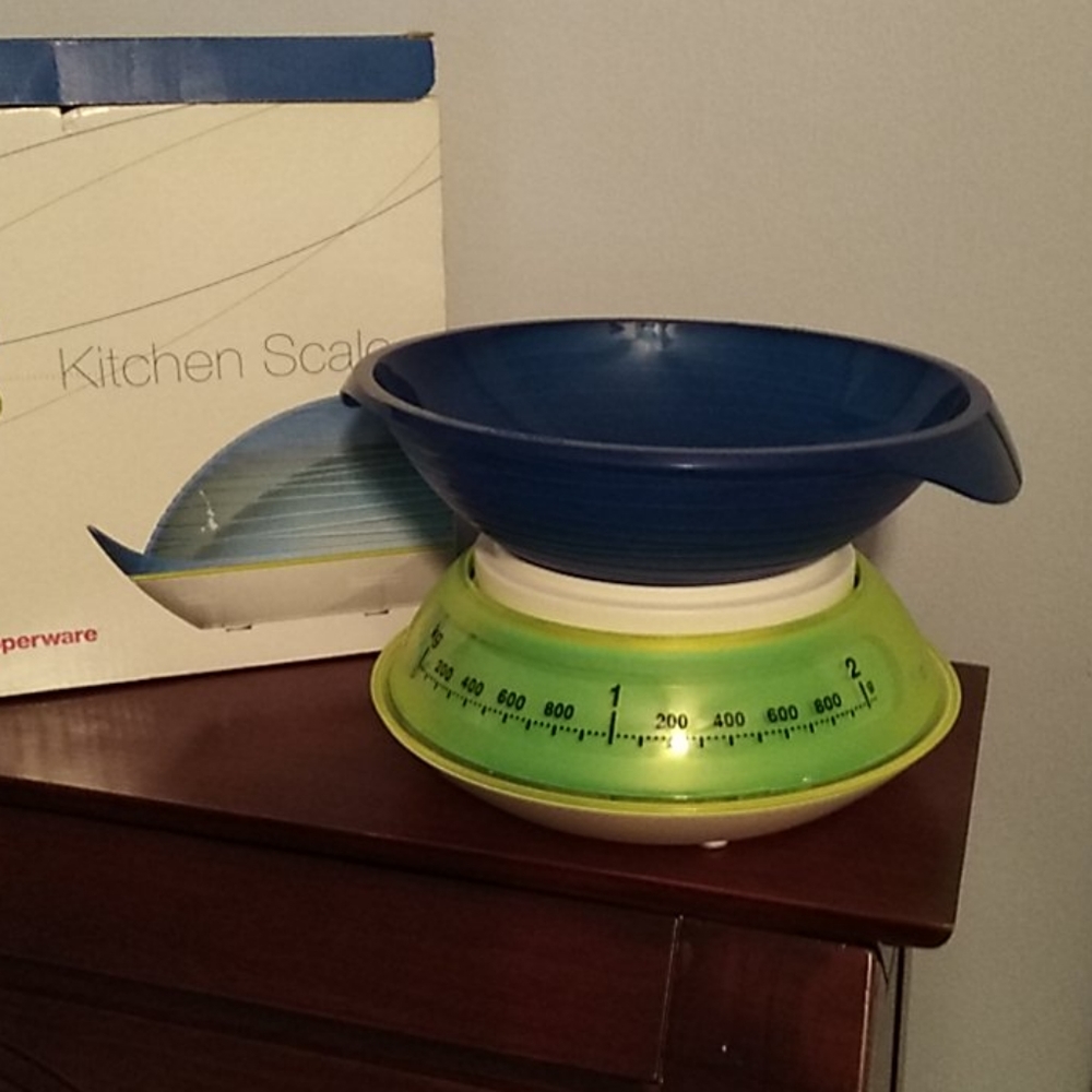 Tupperware kitchen scales